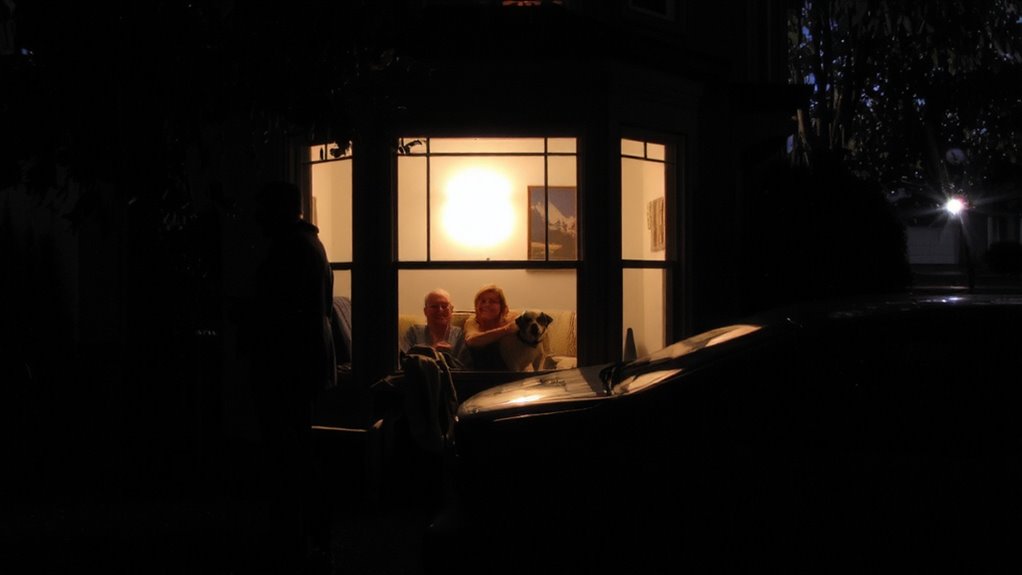 burglars target predictable homes